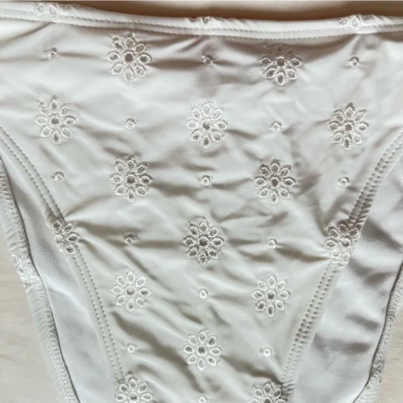 Wild Fable White Eyelet High Waist Cheeky Bikini Bottom - Picture 5 of 9